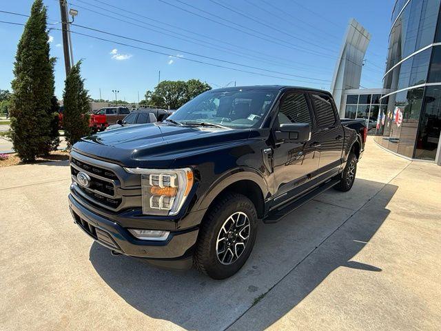 2023 Ford F-150 - $36,800