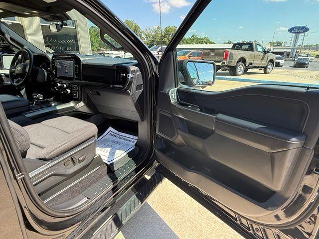 2023 Ford F-150 - $36,800