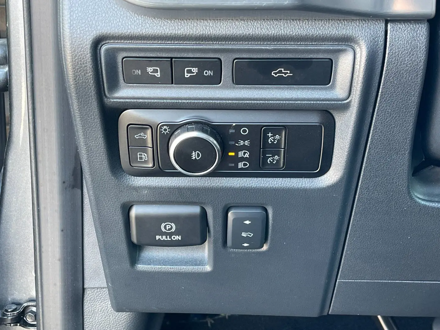 2023 Ford F-150 - $49,986