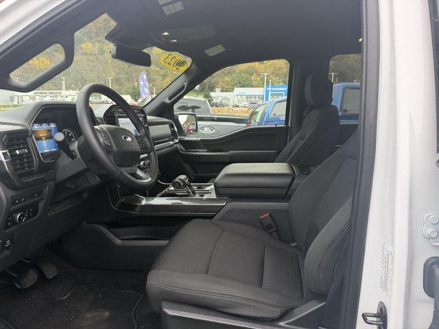 2023 Ford F-150 - $40,995