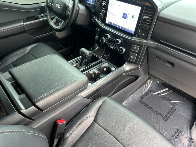 2023 Ford F-150 - $43,900