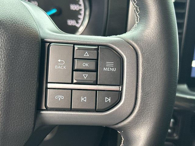 2023 Ford F-150 - $43,900