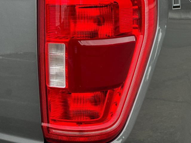 2023 Ford F-150 - $43,900