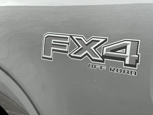 2023 Ford F-150 - $43,900