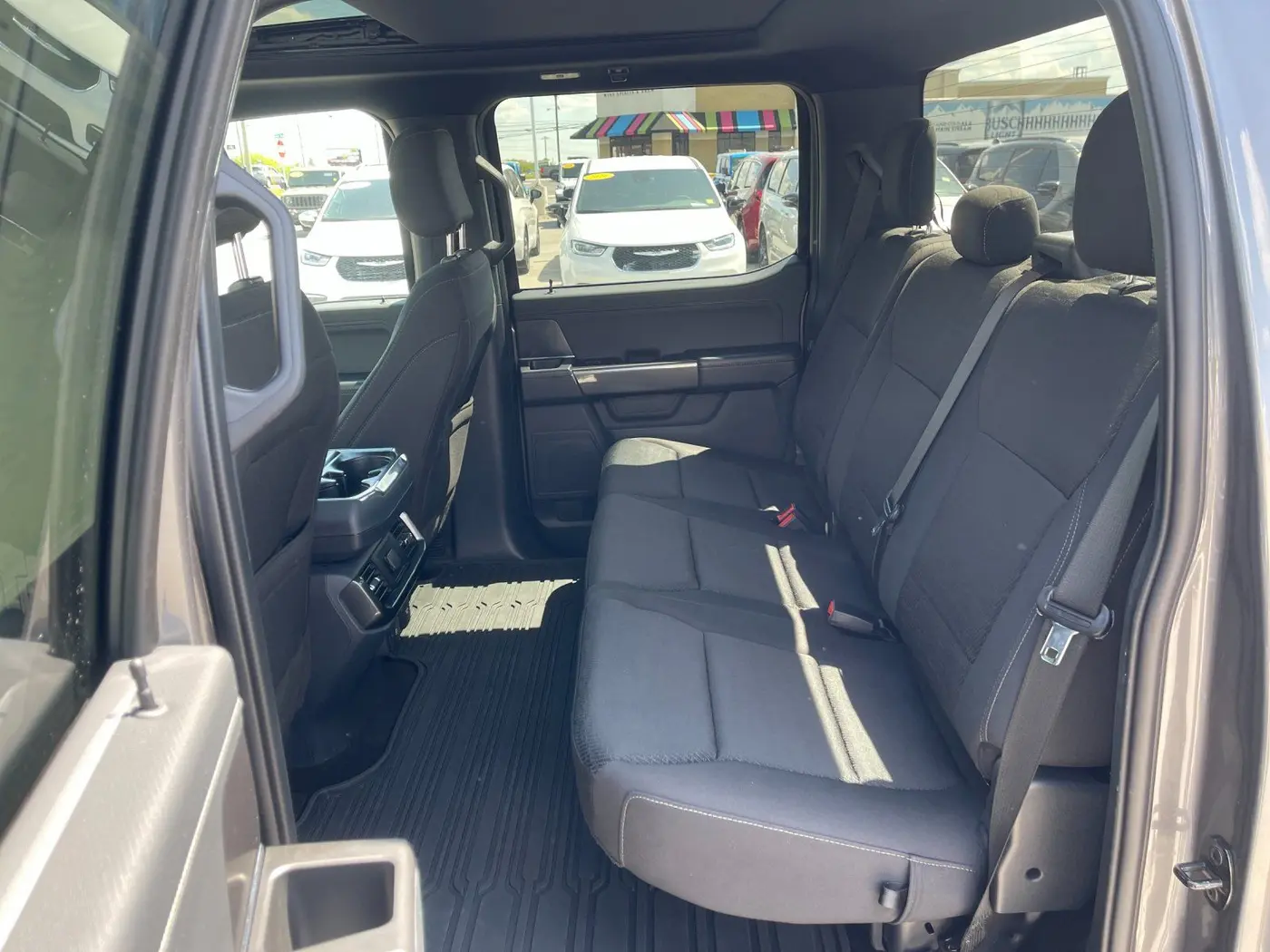 2022 Ford F-150 - $40,802