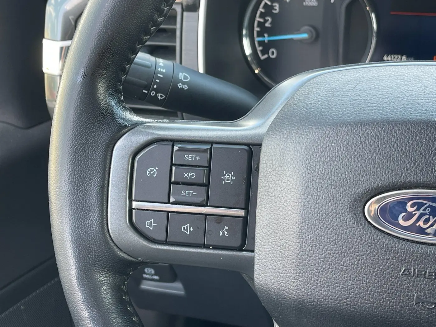 2022 Ford F-150 - $40,802