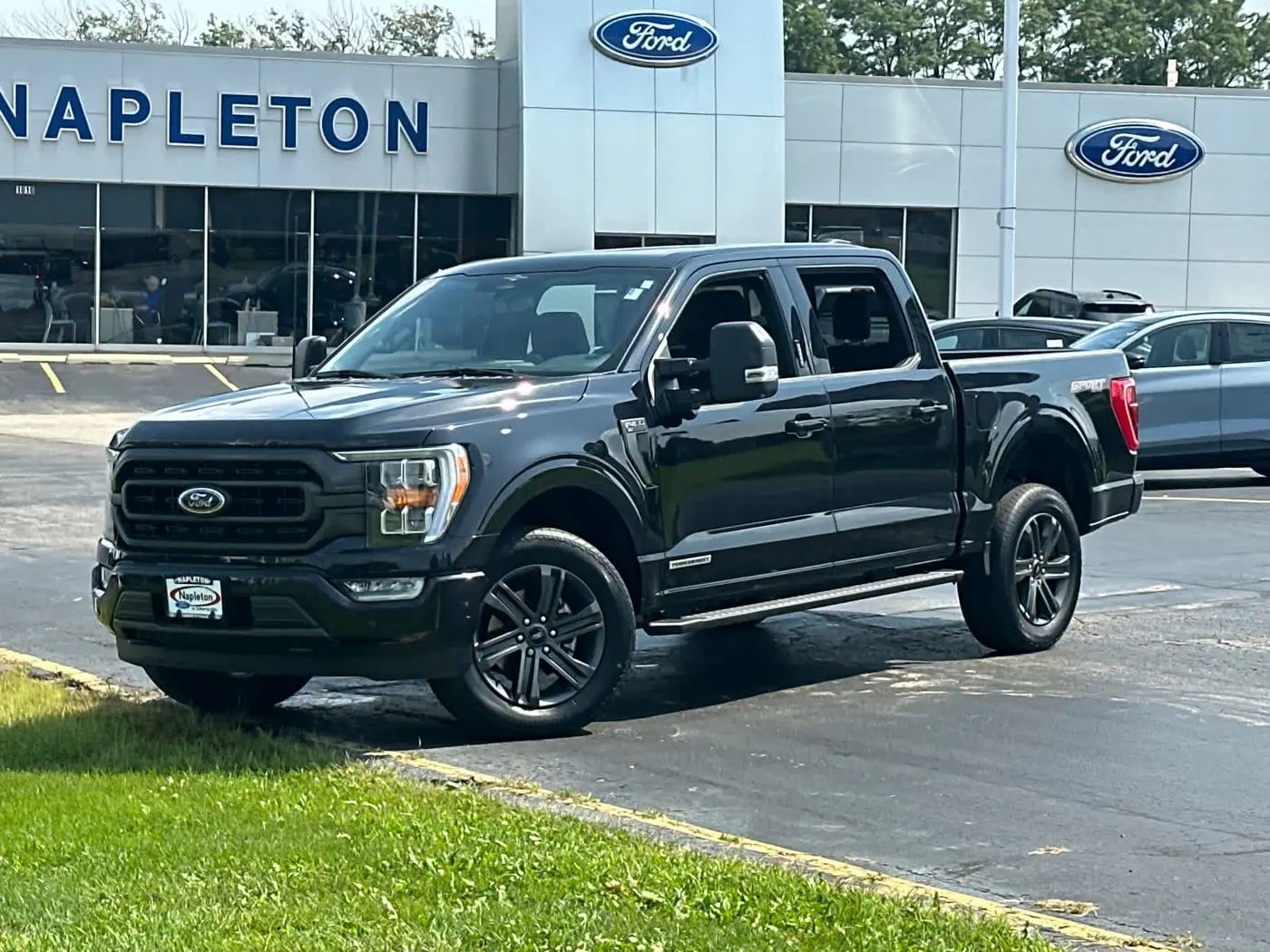 2023 Ford F-150 - $39,990