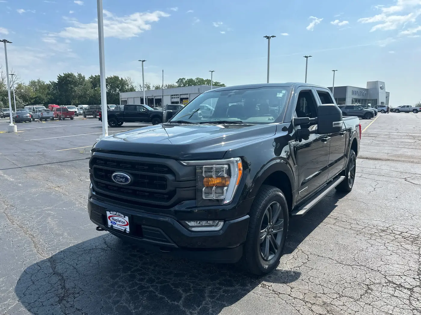 2023 Ford F-150 - $39,990