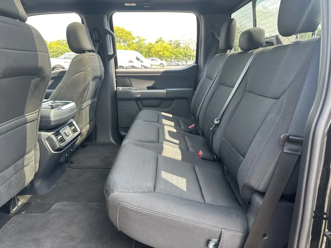 2023 Ford F-150 - $39,990