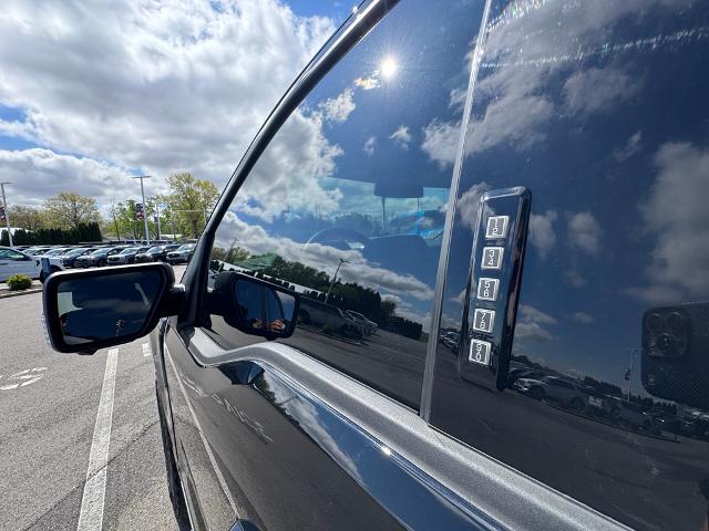 2023 Ford F-150 - $43,252