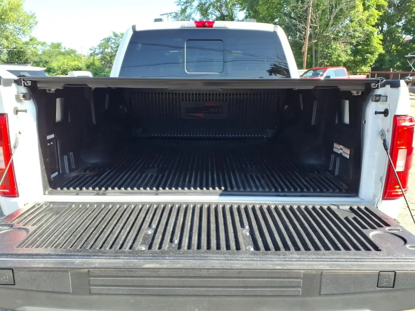 2022 Ford F-150 - $42,545