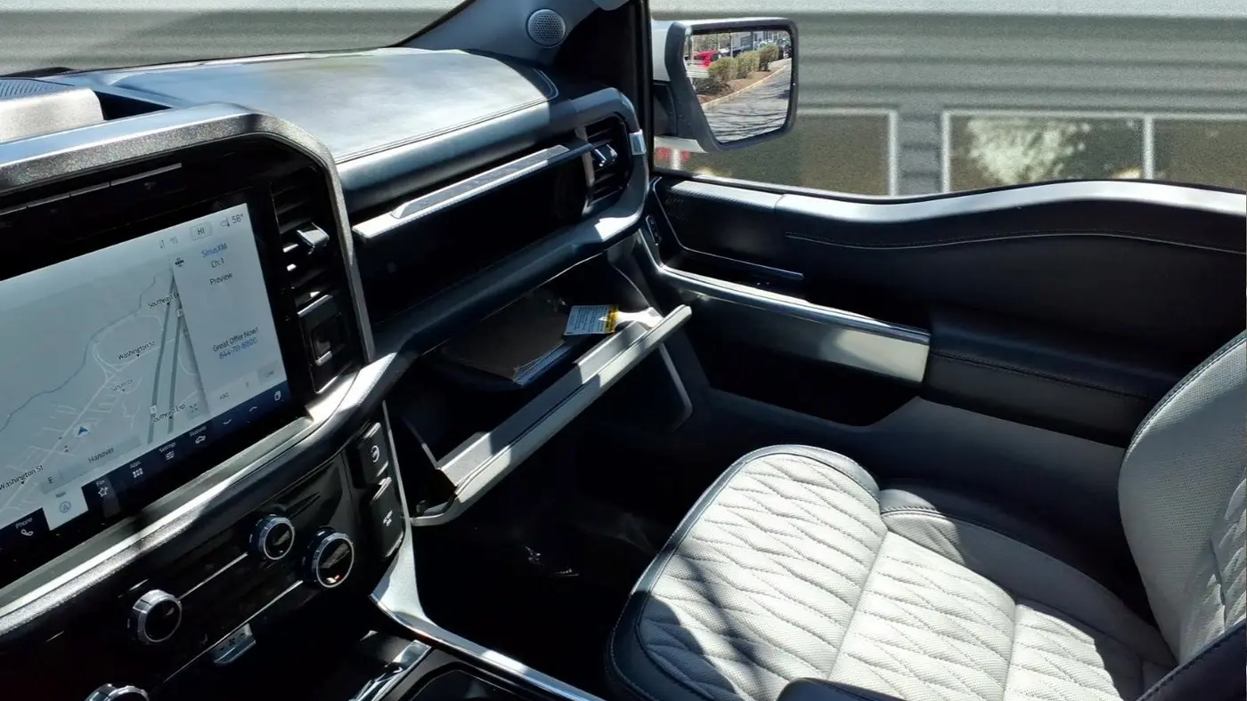 2023 Ford F-150 Platinum