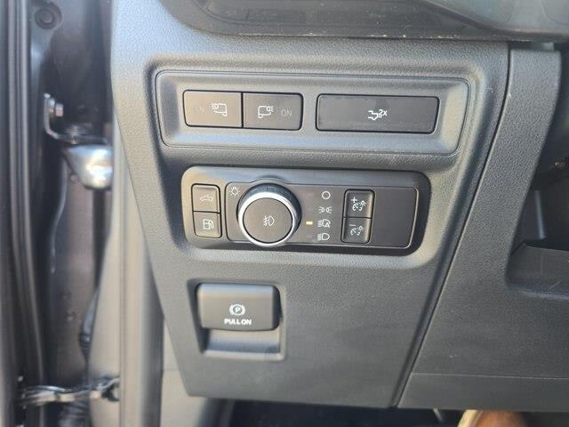 2023 Ford F-150 - $43,990