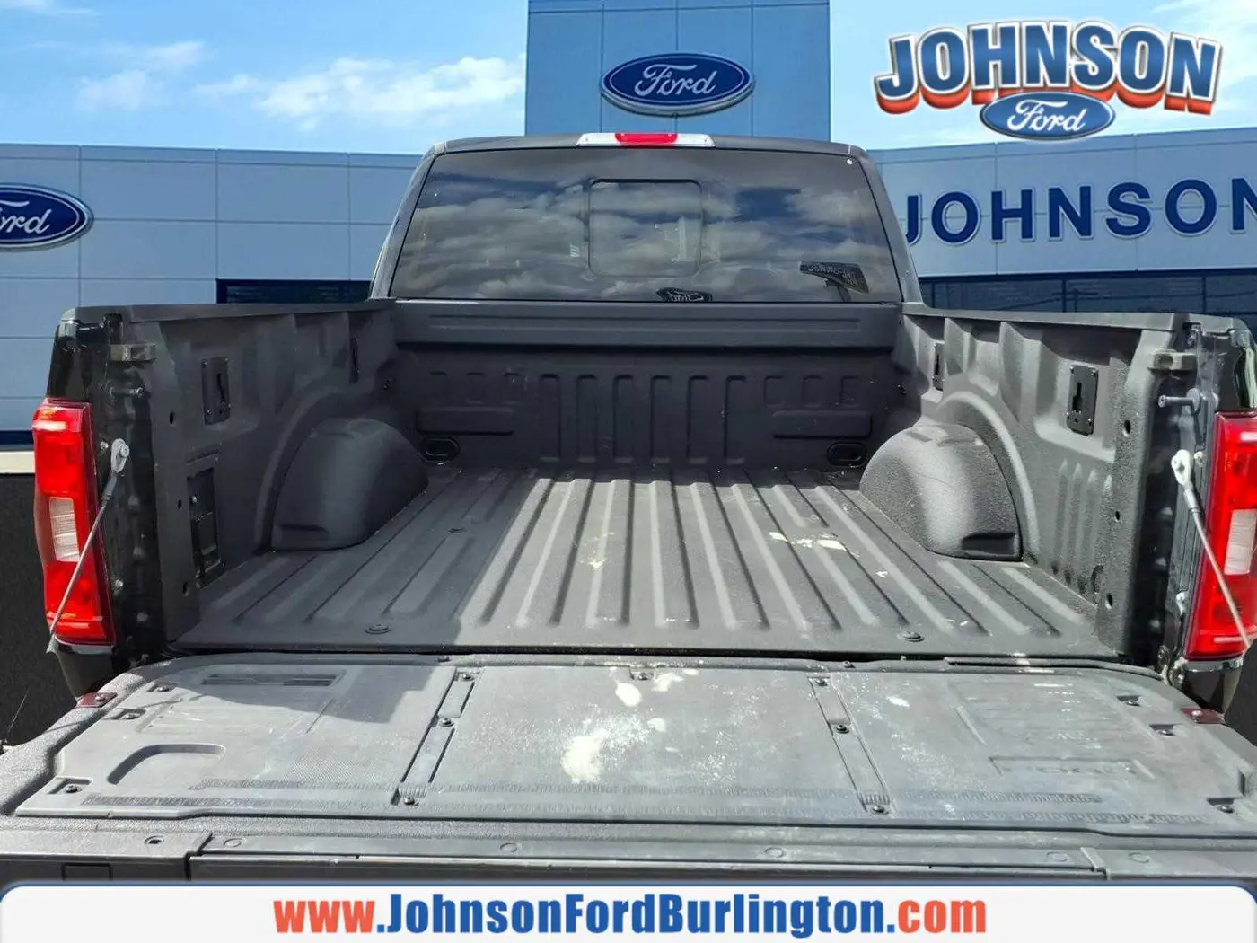 2023 Ford F-150 - $34,988