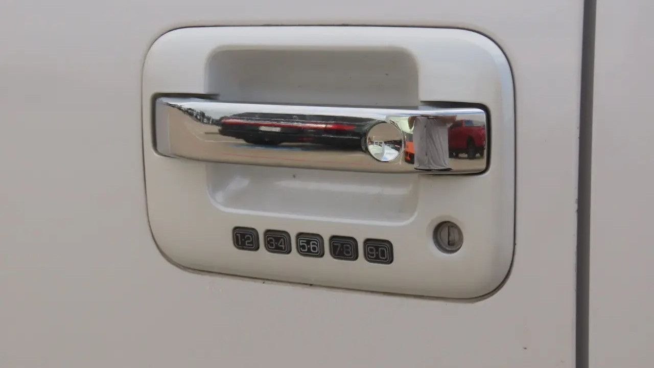 2011 Ford F-150 Platinum