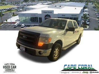 2014 Ford F-150 with Oxford White Exterior