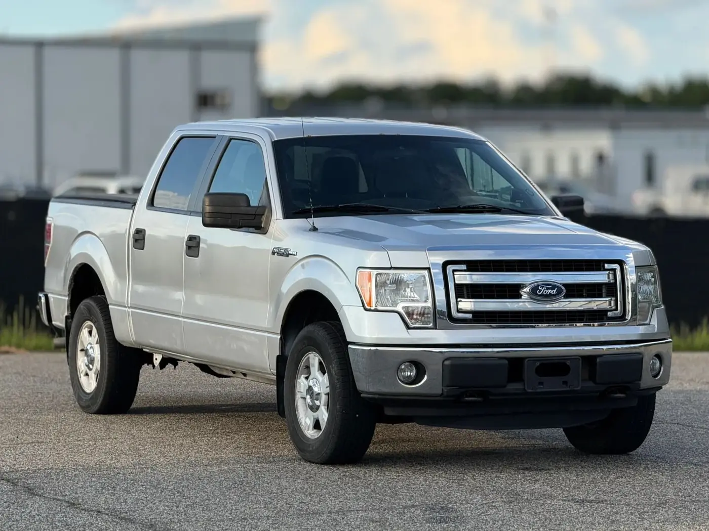 2014 Ford F-150 - $10,950