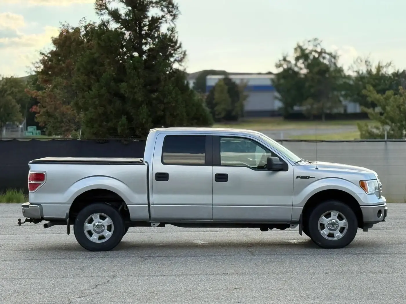 2014 Ford F-150 - $10,950