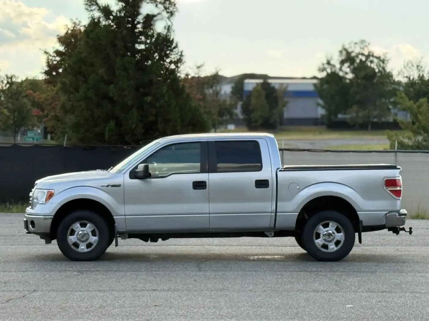 2014 Ford F-150 - $10,950