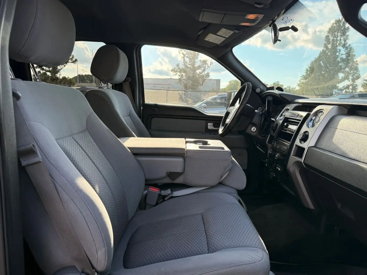 2014 Ford F-150 - $10,950
