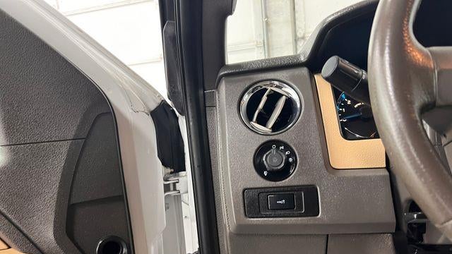 2014 Ford F-150 Platinum