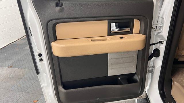 2014 Ford F-150 Platinum