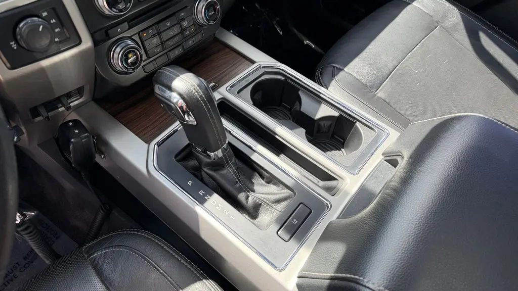 2015 Ford F-150 Platinum