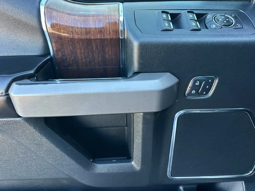 2015 Ford F-150 - $19,760