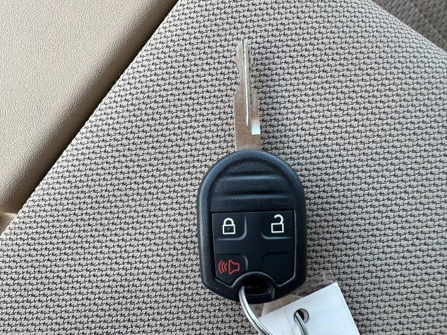 2013 Ford F-150 - $11,900