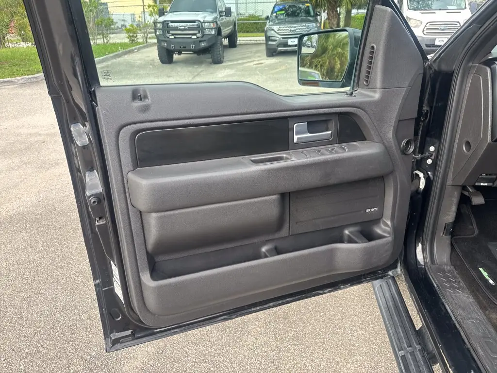 2013 Ford F-150 - $12,900