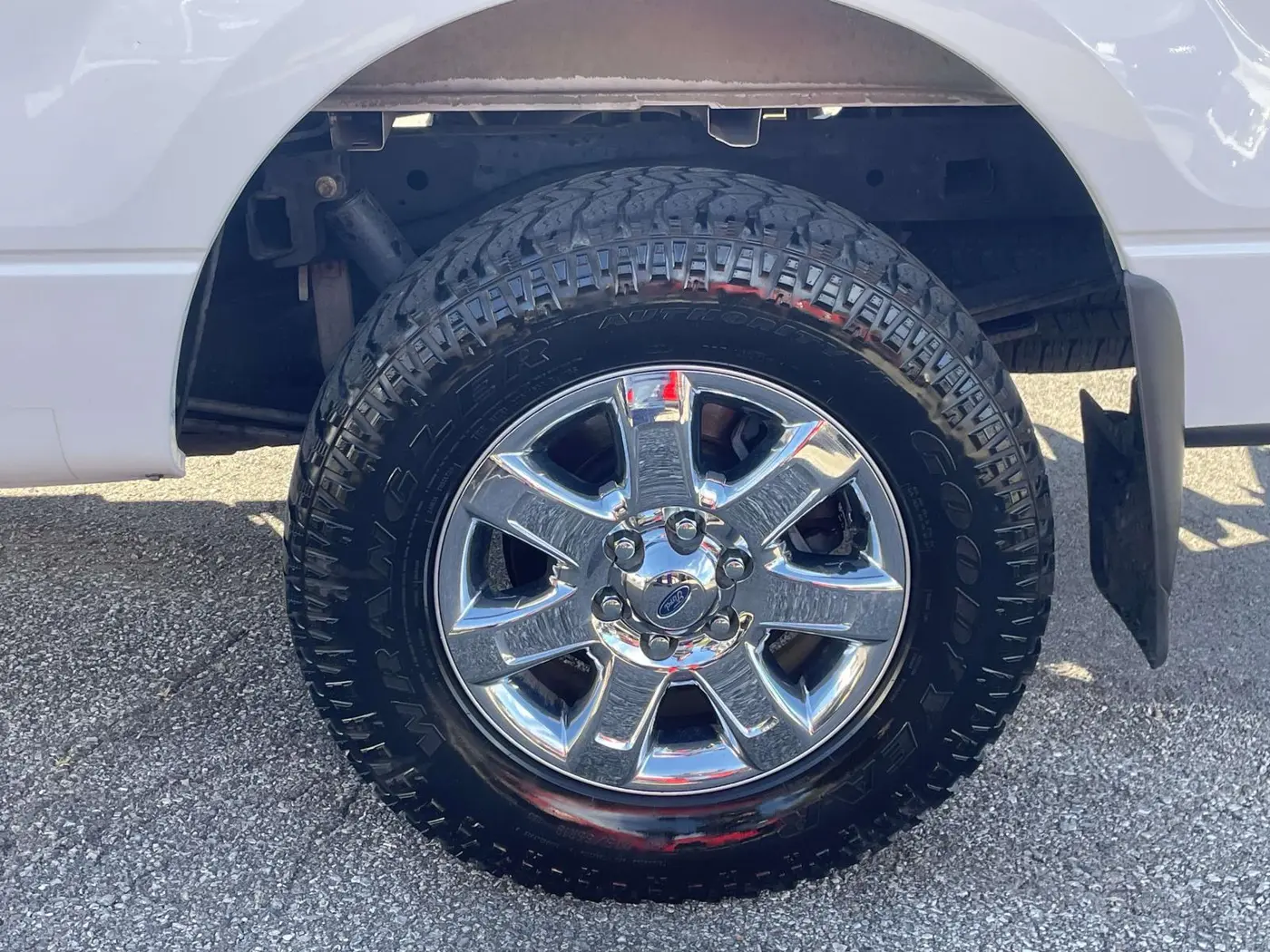2014 Ford F-150 - $10,900