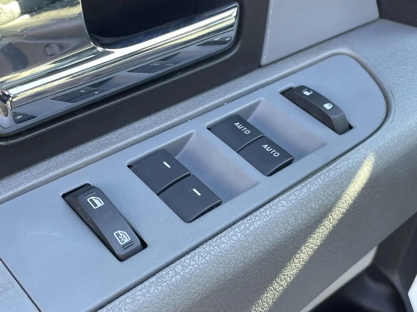2014 Ford F-150 - $10,900