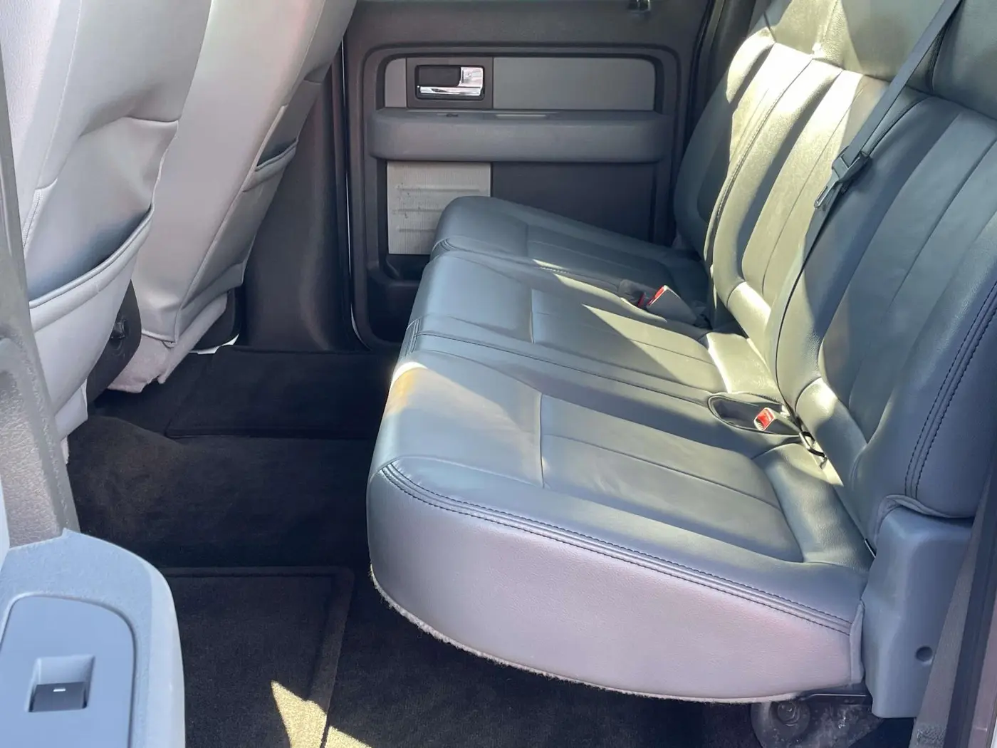 2014 Ford F-150 - $10,900