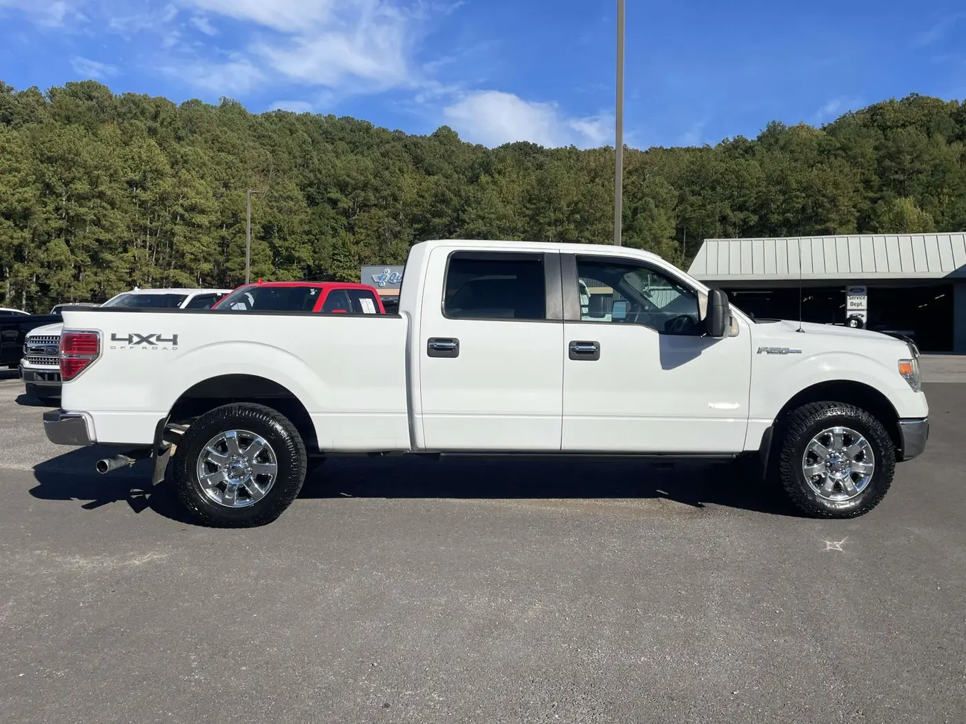 2014 Ford F-150 - $10,900