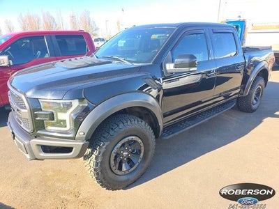 2017 Ford F-150 4X4 Raptor 4DR Supercrew 5.5 FT. SB