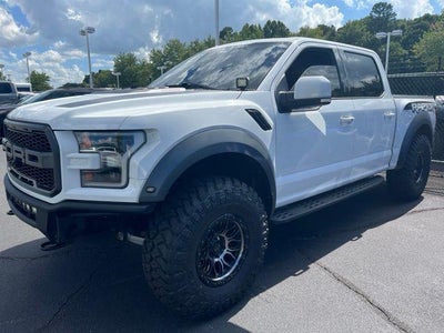 2018 Ford F-150 4X4 Raptor 4DR Supercrew 5.5 FT. SB