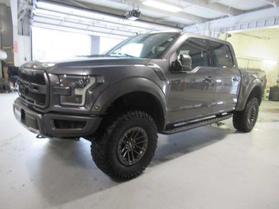 2019 Ford F-150 4X4 Raptor 4DR Supercrew 5.5 FT. SB