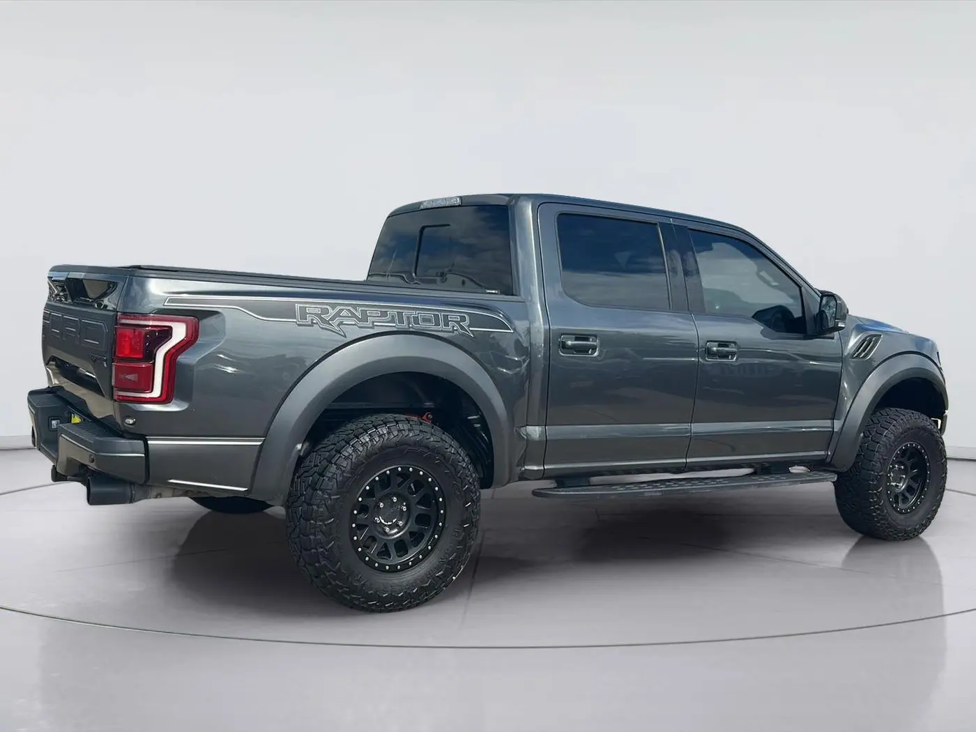 2020 Ford F-150 - $39,725