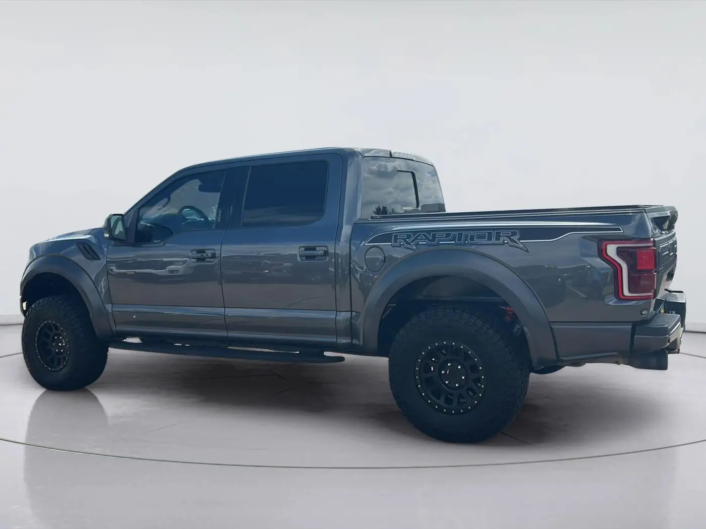 2020 Ford F-150 - $39,725