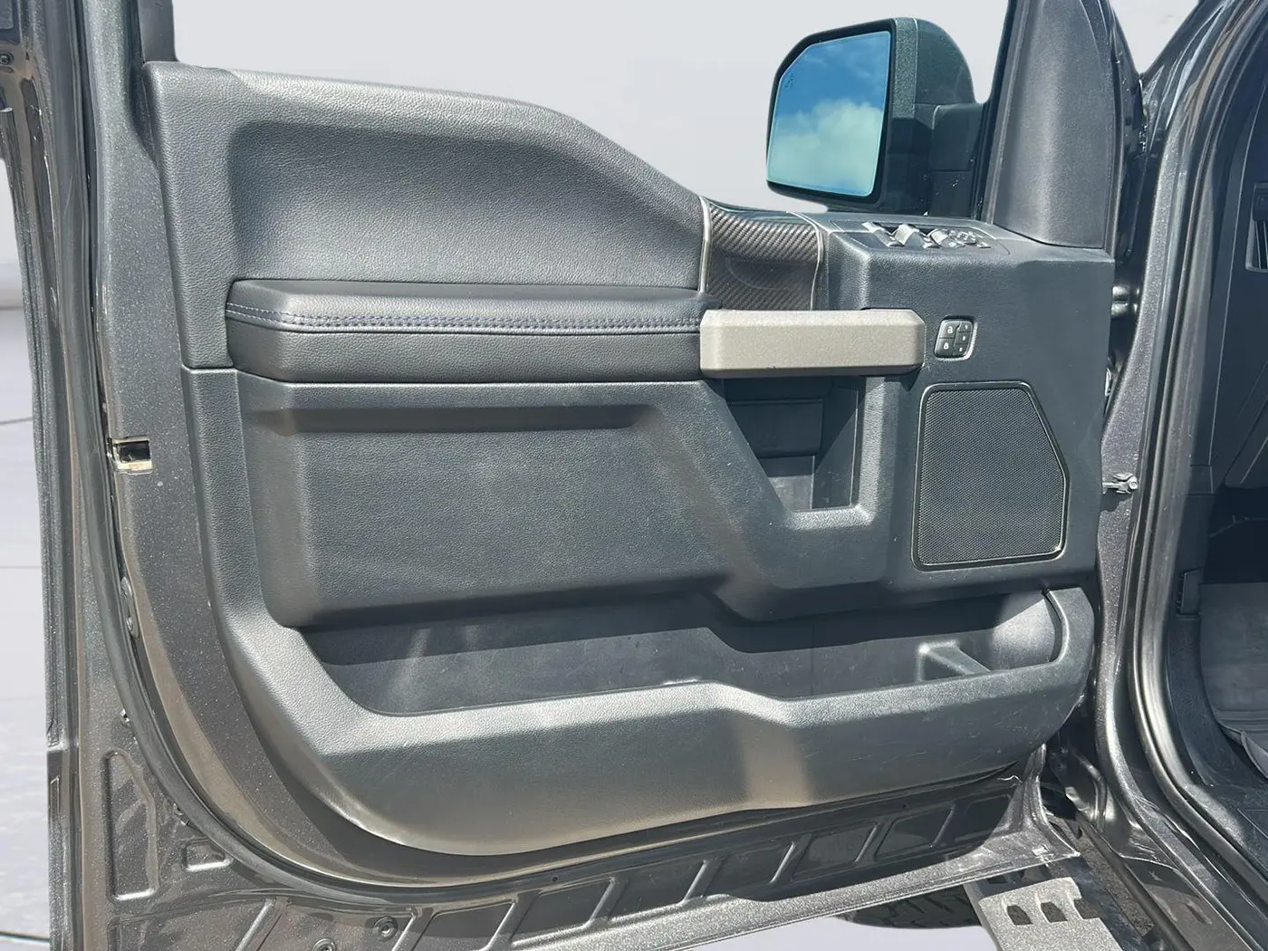 2020 Ford F-150 - $39,725