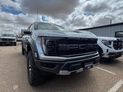 2022 Ford F-150 4X4 Raptor 4DR Supercrew 5.5 FT. SB