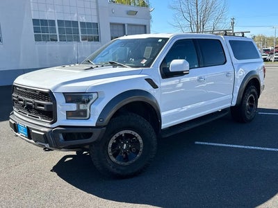 2017 Ford F-150 4X4 Raptor 4DR Supercrew 5.5 FT. SB