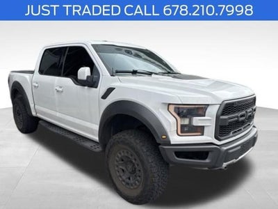 2017 Ford F-150 4X4 Raptor 4DR Supercrew 5.5 FT. SB