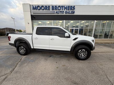 2018 Ford F-150 4X4 Raptor 4DR Supercrew 5.5 FT. SB