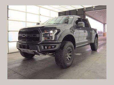 2018 Ford F-150 4X4 Raptor 4DR Supercrew 5.5 FT. SB