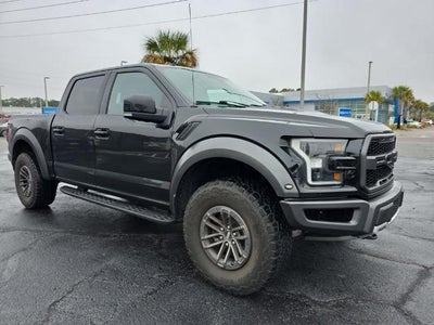 2018 Ford F-150 4X4 Raptor 4DR Supercrew 5.5 FT. SB
