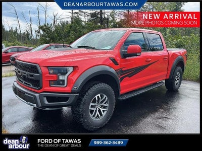 2018 Ford F-150 4X4 Raptor 4DR Supercrew 5.5 FT. SB