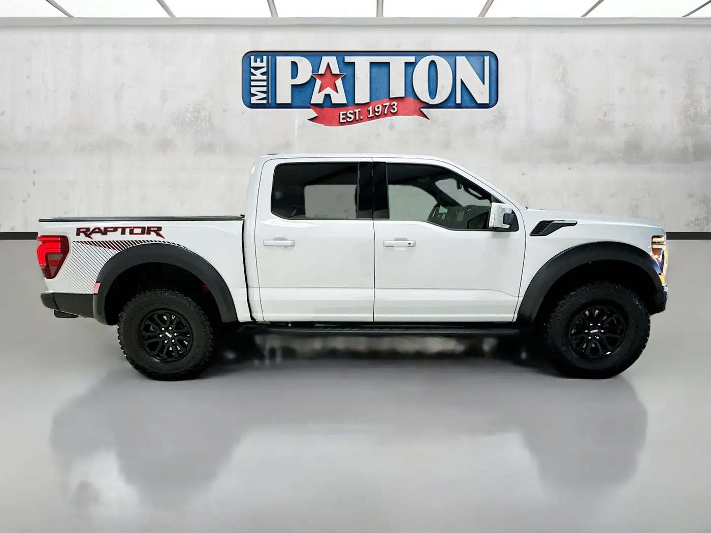2025 Ford F-150 - $77,982