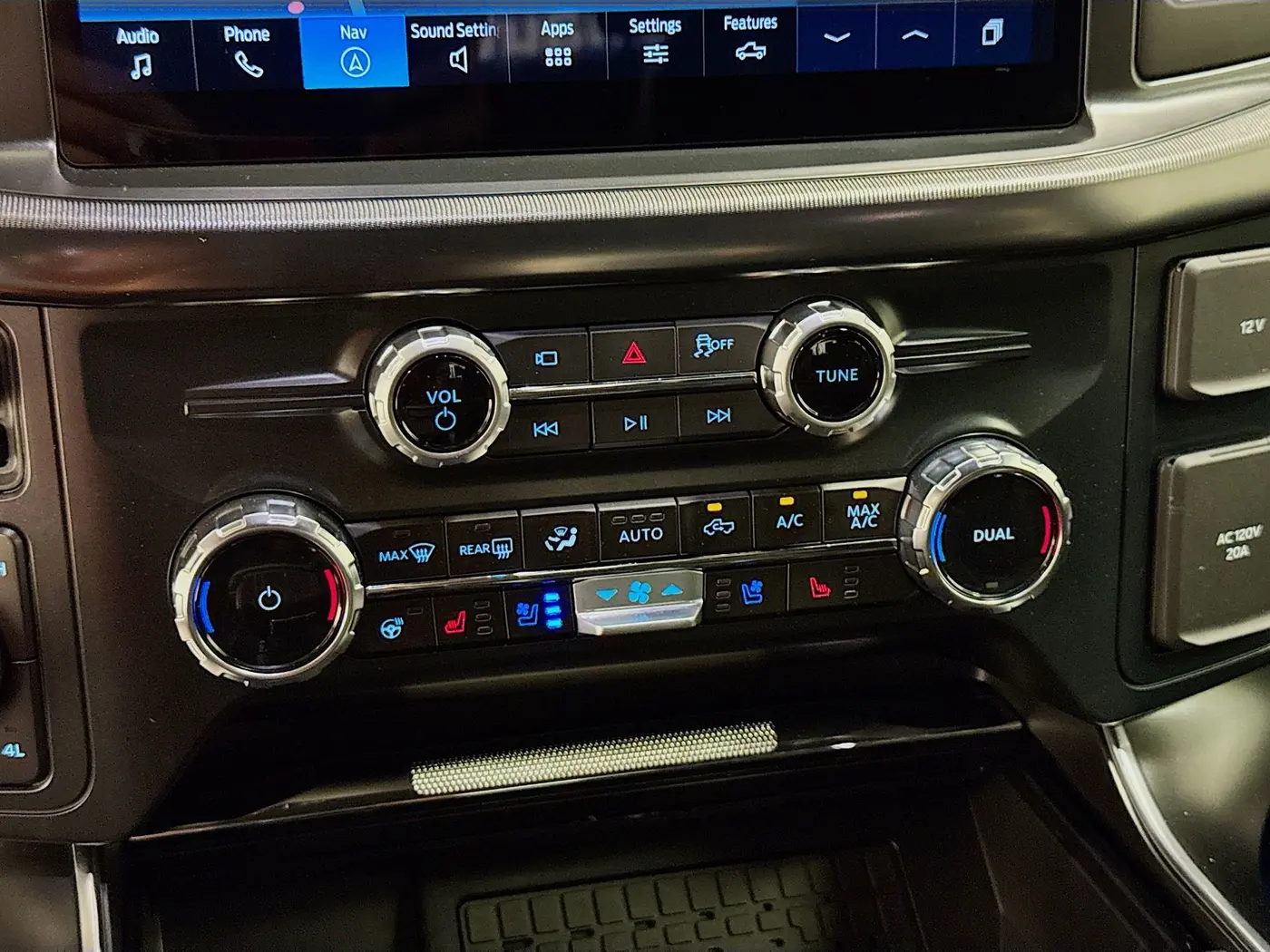 2025 Ford F-150 - $77,982