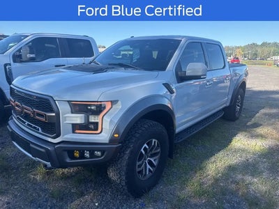 2017 Ford F-150 4X4 Raptor 4DR Supercrew 5.5 FT. SB
